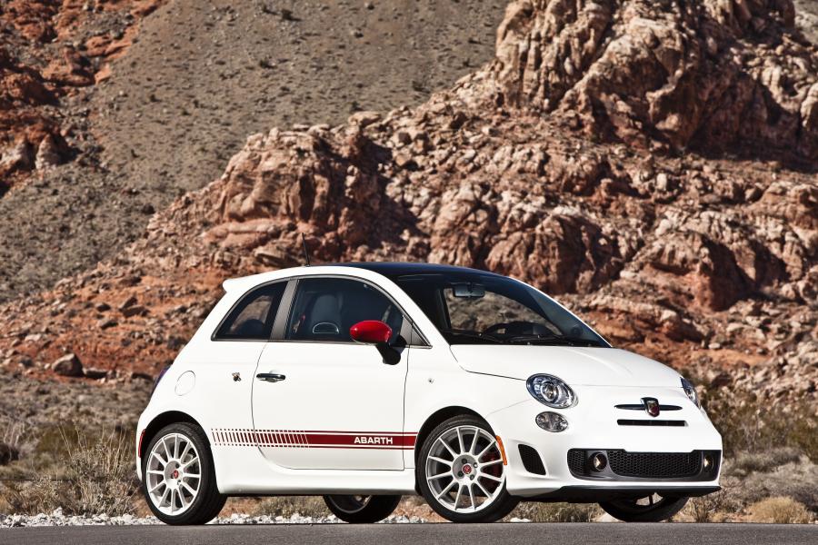  Abarth 500 2012 года  (NA) (фото 31 из 75)
